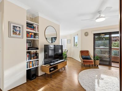 2/57 King George Street, Victoria Park WA 6100