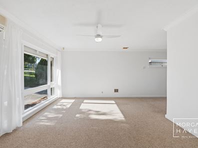 14 Barron Way, Orelia WA 6167
