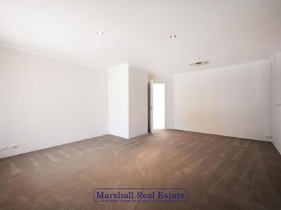 6 blairgowie Heights, Kinross WA 6028
