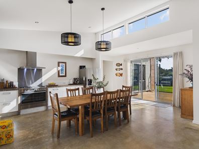 54 Hermitage Drive, Margaret River WA 6285