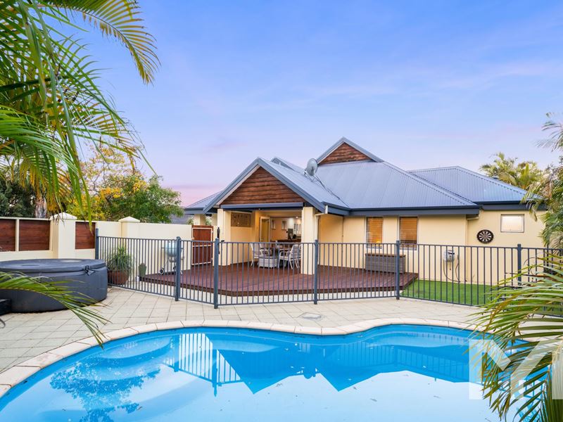 67 Warragoon Crescent, Attadale WA 6156