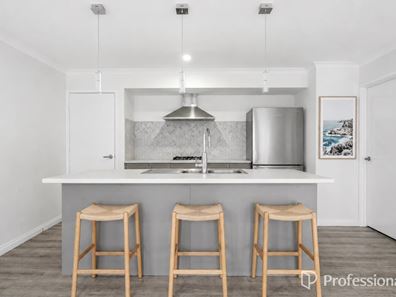 10 Melksham Way, Butler WA 6036