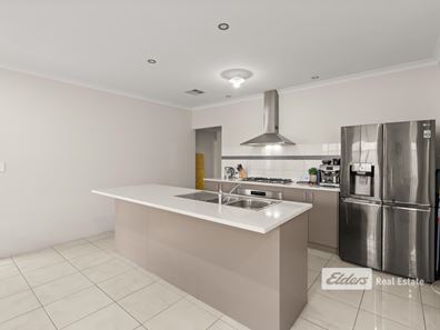 29a Steere Crescent, Carey Park WA 6230