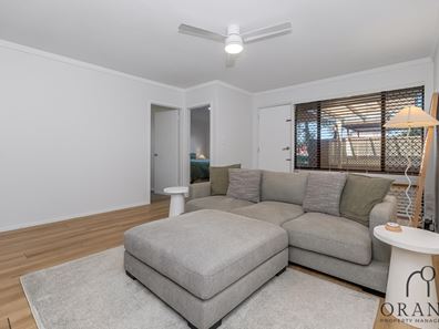52B Mayflower Crescent, Craigie WA 6025