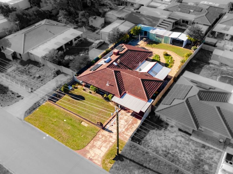 18 Kurrawa Street, Hillman WA 6168