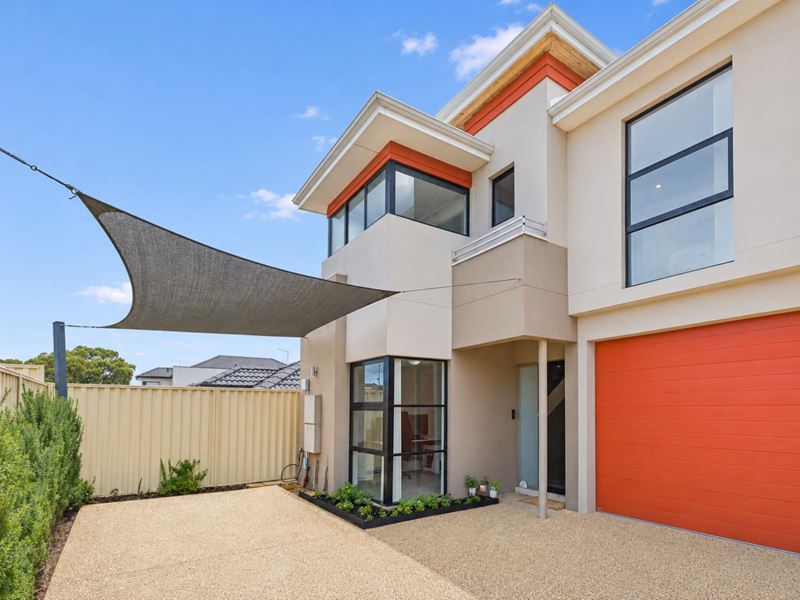 3/2 Dana Way, Madeley WA 6065