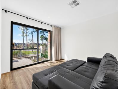 36 Catalpa Avenue, Ellenbrook WA 6069