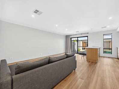 36 Catalpa Avenue, Ellenbrook WA 6069