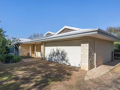17 Glenvale Cross, Dunsborough WA 6281