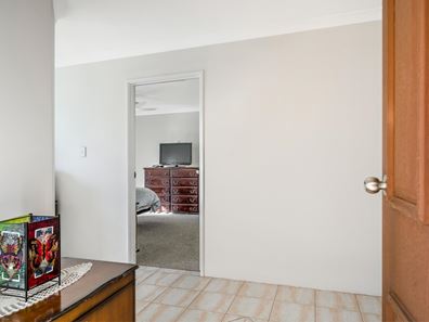 19 Mersin Drive, Mindarie WA 6030