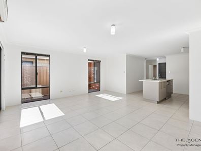 12C Chichester Way, Nollamara WA 6061