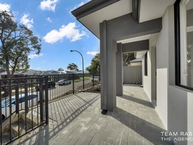 69 Somerford Promenade, Wellard WA 6170