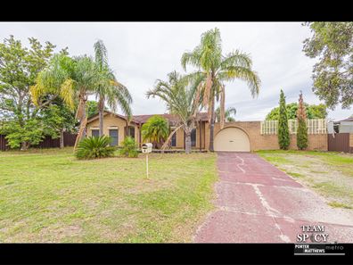 4 Sandalwood St, Maddington WA 6109