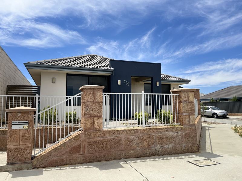237 Grandis Bvd, Banksia Grove