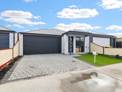 45 Sorbonne Turn, Aubin Grove WA 6164