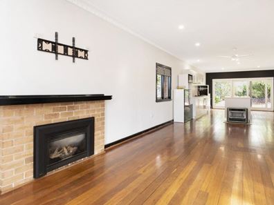 47 Joiner Street, Melville WA 6156