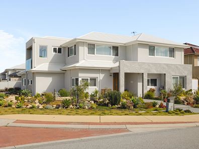 26 Kallatina Drive, Iluka WA 6028