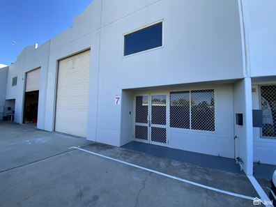 2/7-9 Owen Road, Kelmscott WA 6111