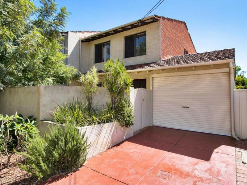 4/7 Mount Henry Road, Como WA 6152