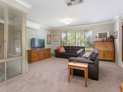 3 Little Lake Rise, South Lake WA 6164