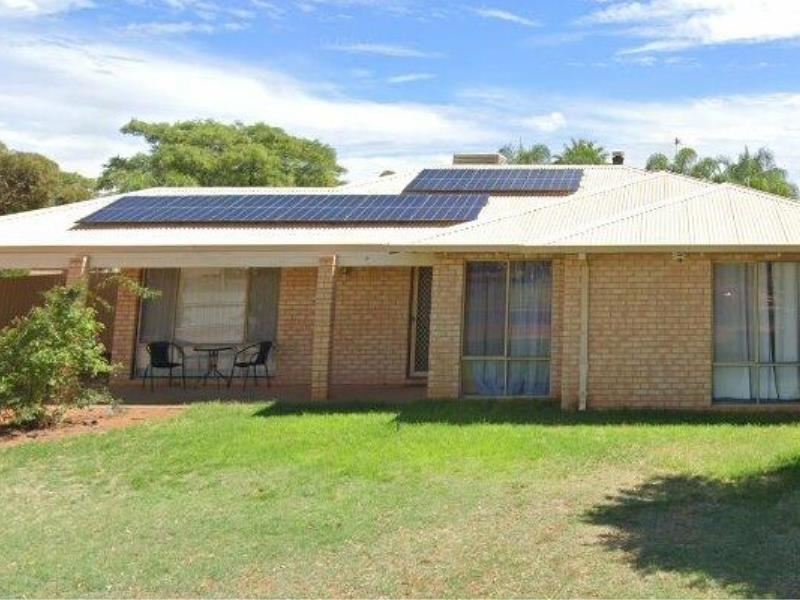 10 Kunanalling Avenue, Hannans WA 6430