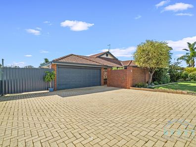 50 Peelwood Parade, Halls Head WA 6210
