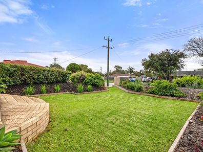 13 Barbrook Way, Warnbro WA 6169