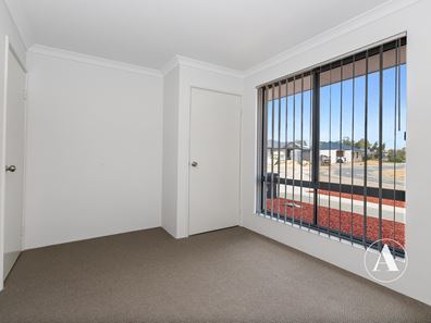 11 Chakra  Loop, Southern River WA 6110