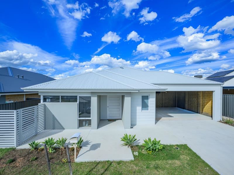 13 Bookara Road, Midvale WA 6056