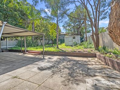 1 Wangalla Place, Koongamia WA 6056