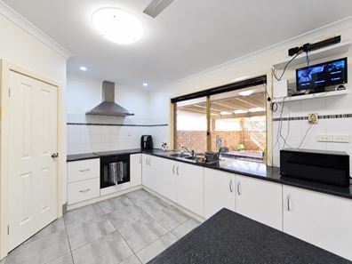 4 Houlahan Place, Carnarvon WA 6701