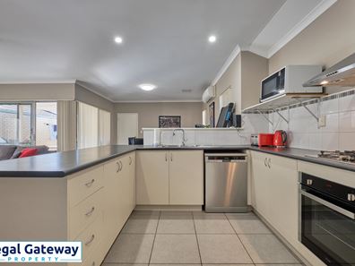 13 Observatory Avenue, Aubin Grove WA 6164