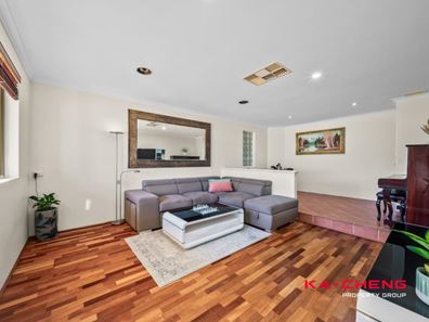 74A Grand Promenade, Bedford WA 6052