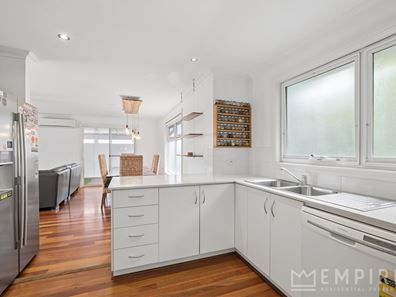 274A South Street, White Gum Valley WA 6162
