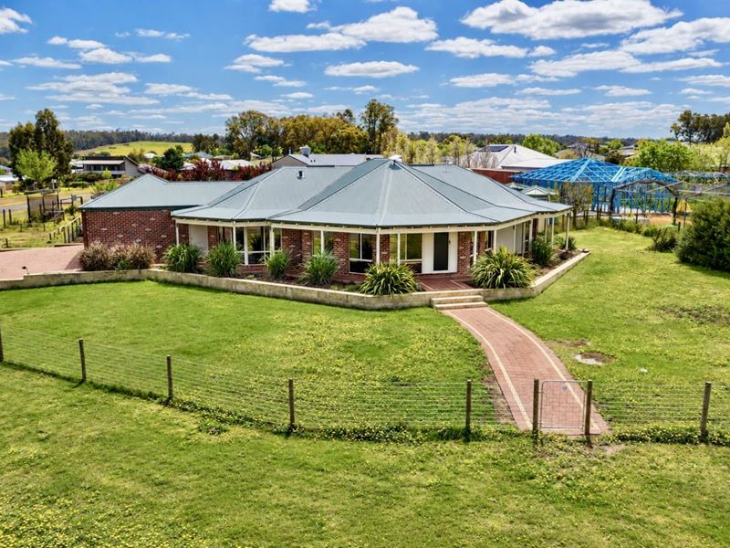 22 Manor Ridge, Bridgetown WA 6255