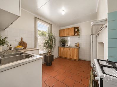 16 Brisbane Terrace, Perth WA 6000