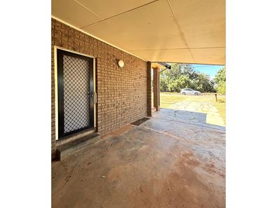 3 Kempton Way, East Carnarvon WA 6701