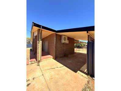 3 Kempton Way, East Carnarvon WA 6701