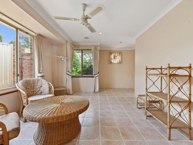 15 Hendy Green, Murdoch WA 6150