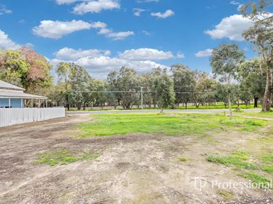 11 Ireland Street, Allanson WA 6225