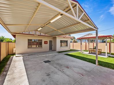 42 Bushby Street, Midvale WA 6056
