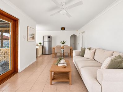 8 Craig Mews, Safety Bay WA 6169