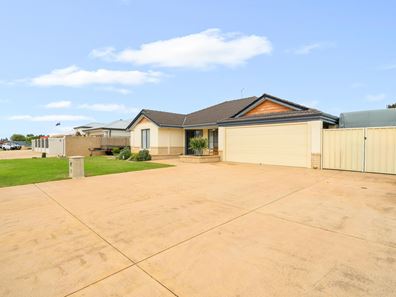 29 Porto Santo Green, Secret Harbour WA 6173