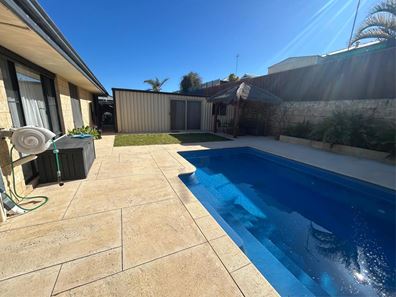 9 Montego Way, Halls Head WA 6210
