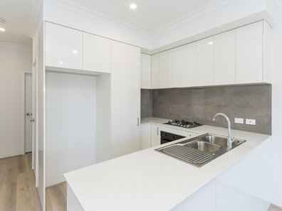 1/46 Crimea St, Morley WA 6062