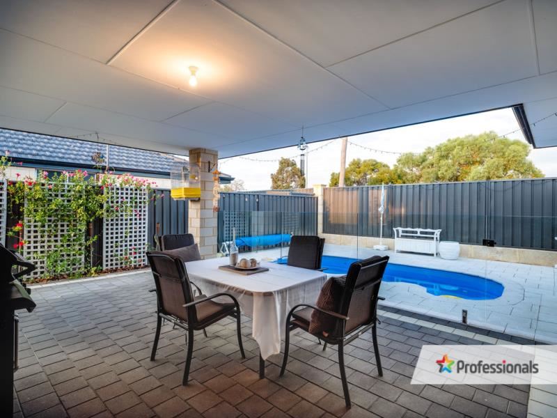 33 Limetta Grove, Landsdale WA 6065