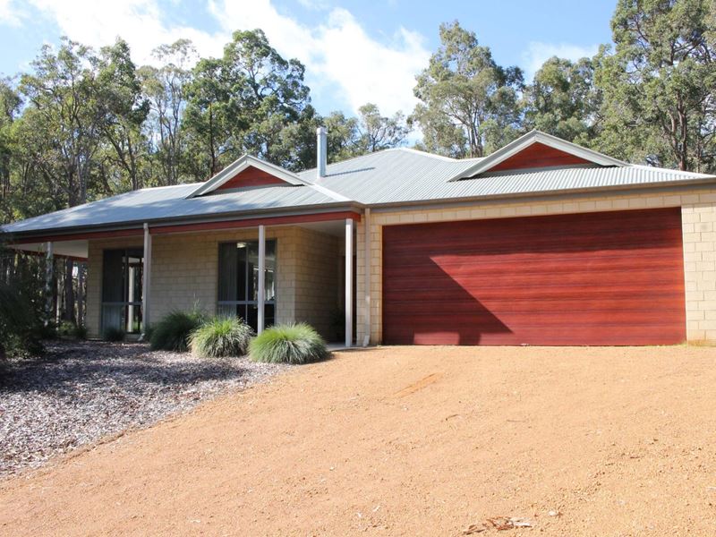 39 Patton Road, Mundaring WA 6073