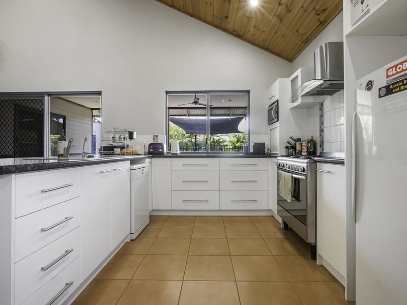 16 Brolga Meander, Nickol WA 6714