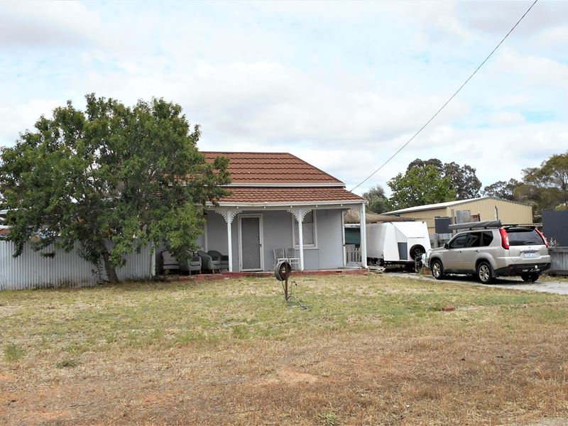 6 Dijon Street, Katanning WA 6317