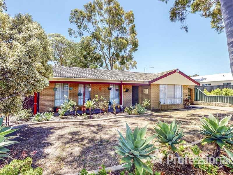 43 Burnham Way, Girrawheen WA 6064